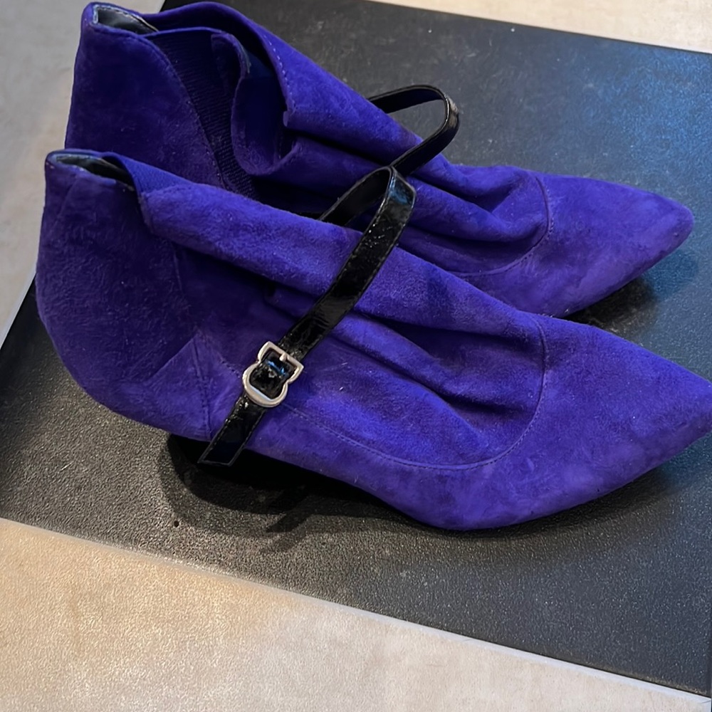 Sigerson Morrison for target size 6 purple suede ankle boot